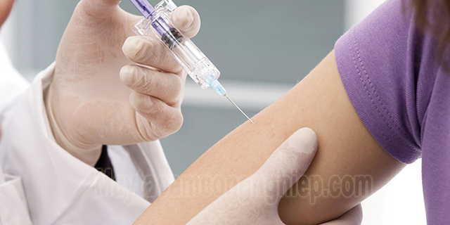 Vắc xin HPV thường được tiêm cho nữ 