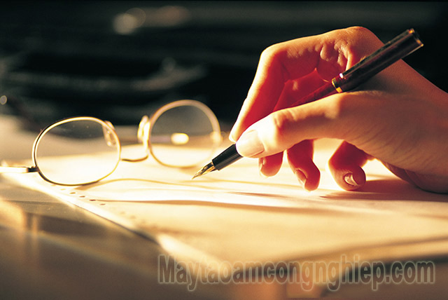 Tùy bút là xuất hiện trong nhiều thể loại văn viết khác nhau