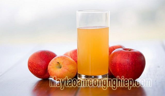 Say nắng uống gì? Nước ép táo bổ sung nước và dưỡng chất thiết yếu